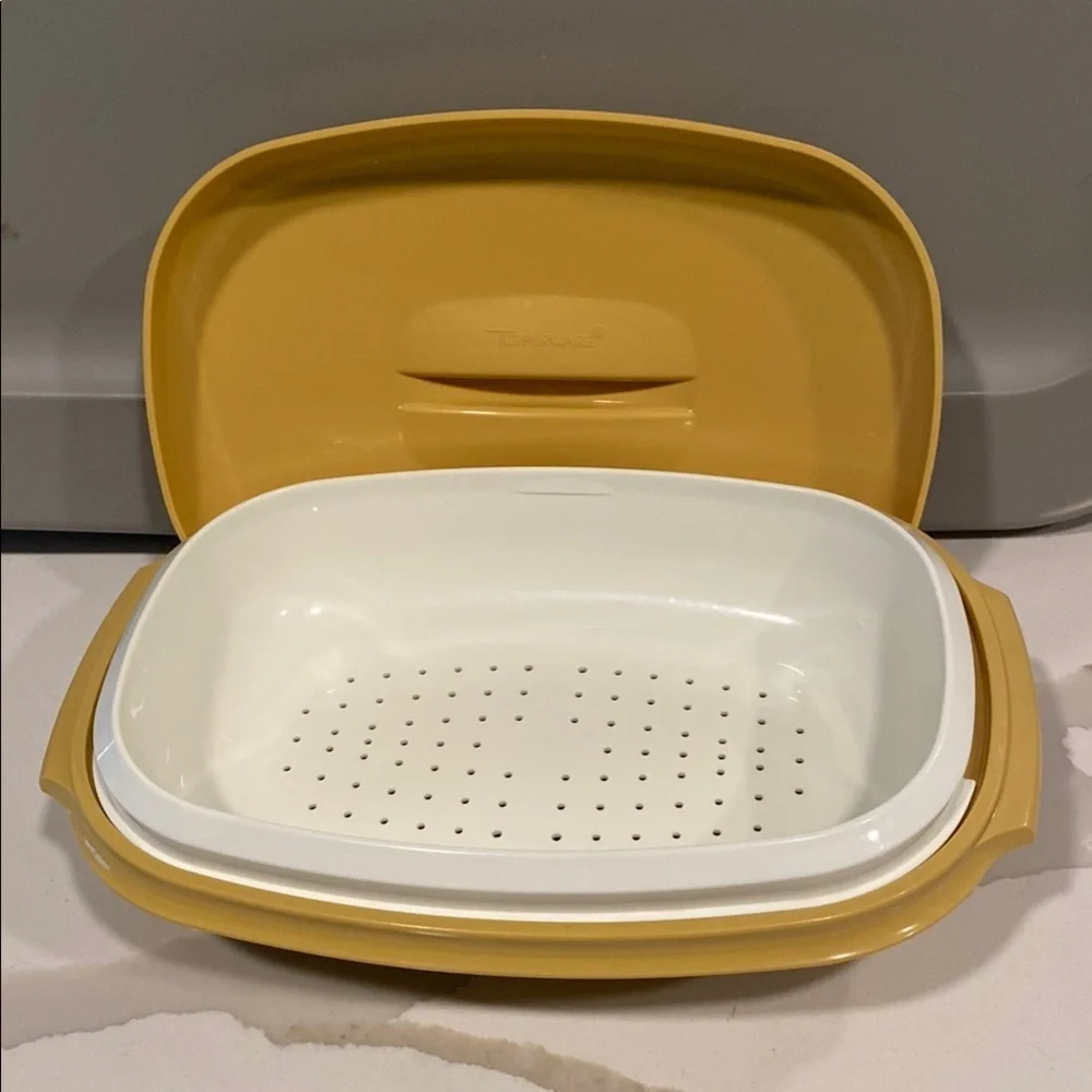 Tupperware Yellow Steamer Set Golden Harvest 3 Piece Vintage Microwave Cooker - Picture 2 of 4